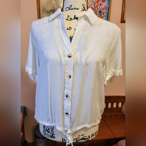 Sim & Sam Cropped White Button-Up Top